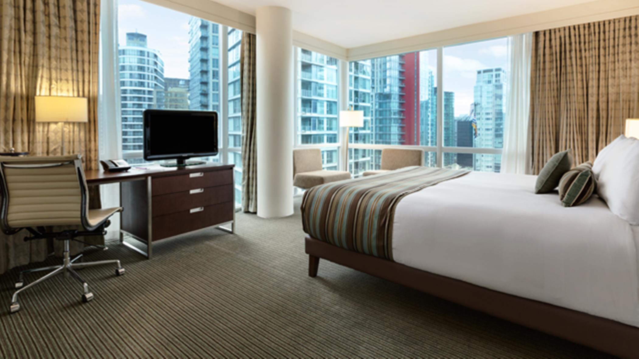 Coast Coal Harbour Vancouver Hotel By Apa Exterior photo